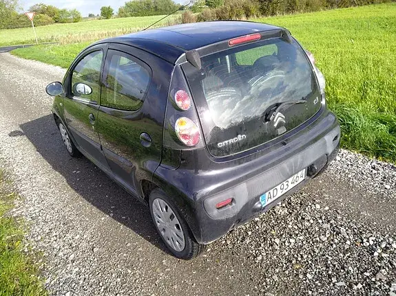 Citroen C1 2013 photo 2