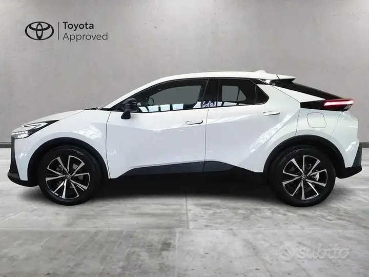 Toyota C-Hr 2024 photo 5