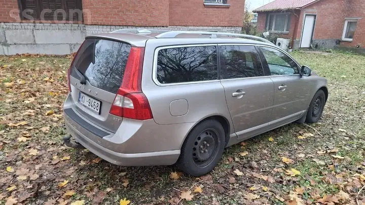 Volvo V70 2008 photo 3