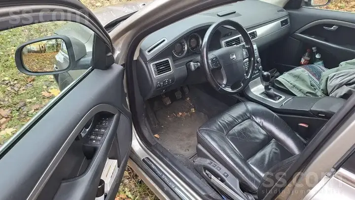 Volvo V70 2008 photo 4