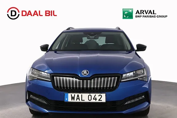 Skoda Superb 2023 photo 2