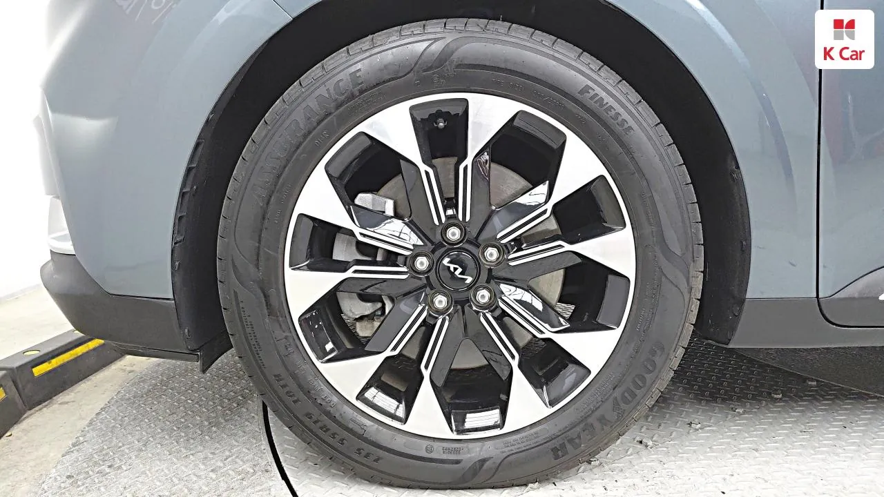 Kia Carnival 4Th Generation 2023 photo 5