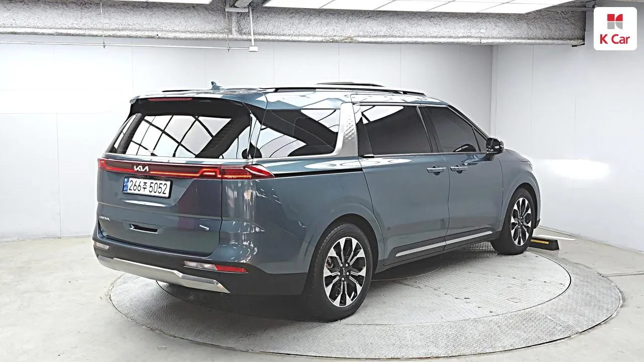 Kia Carnival 4Th Generation 2023 photo 4