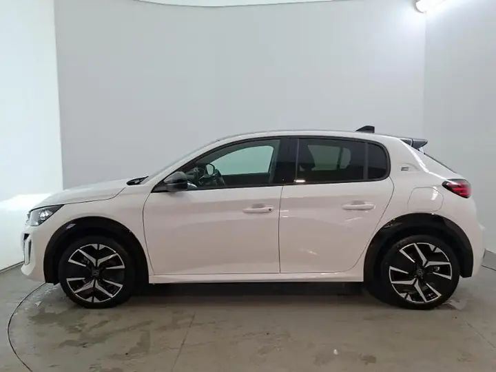 Peugeot E-208 2025 photo 4