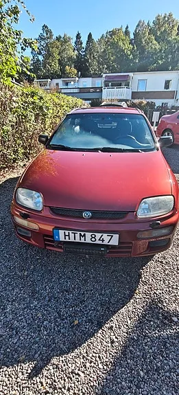Mazda 323C