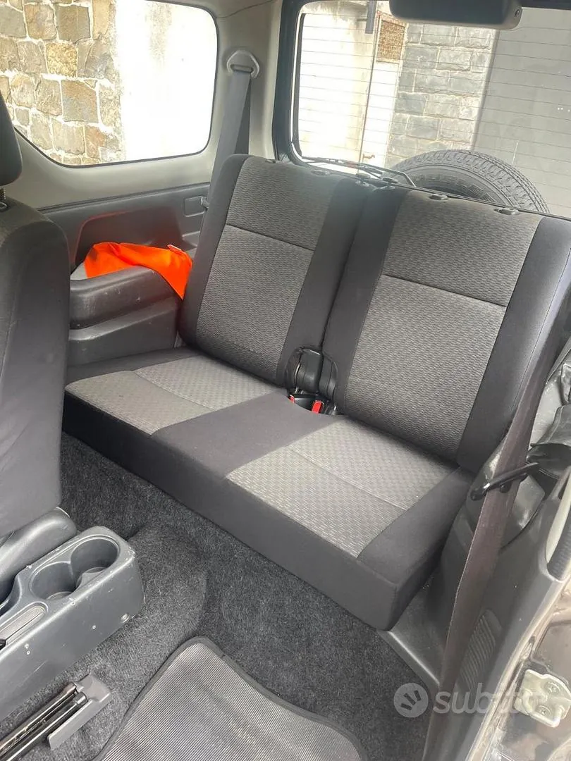 Suzuki Jimny 2007 photo 5