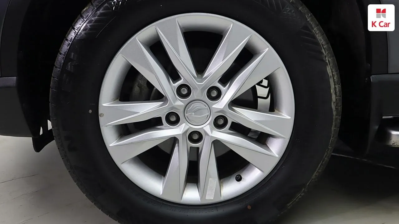 KG Mobility Rexton Sports 2019 photo 5