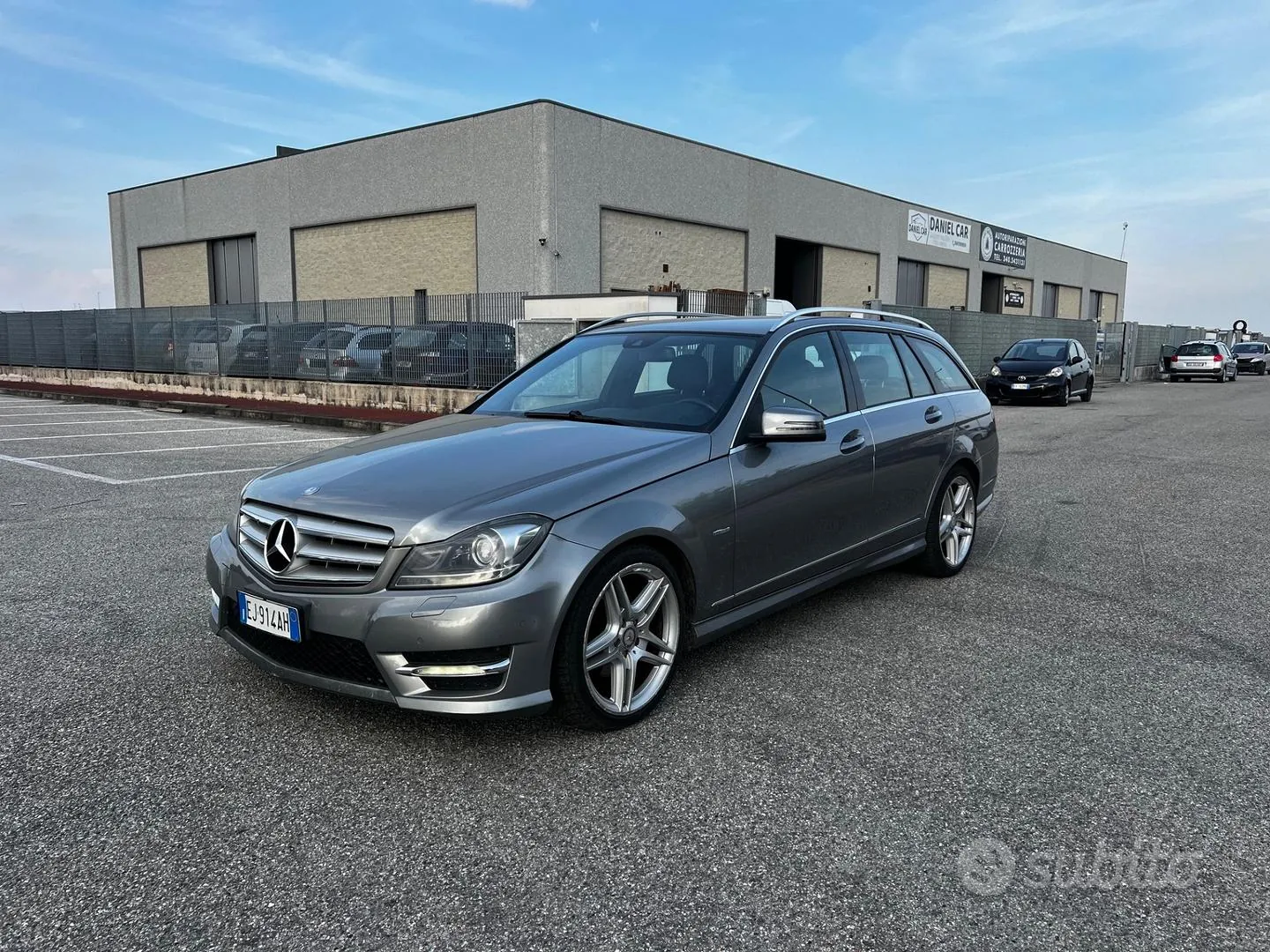 Mercedes-Benz C 2011 photo 2