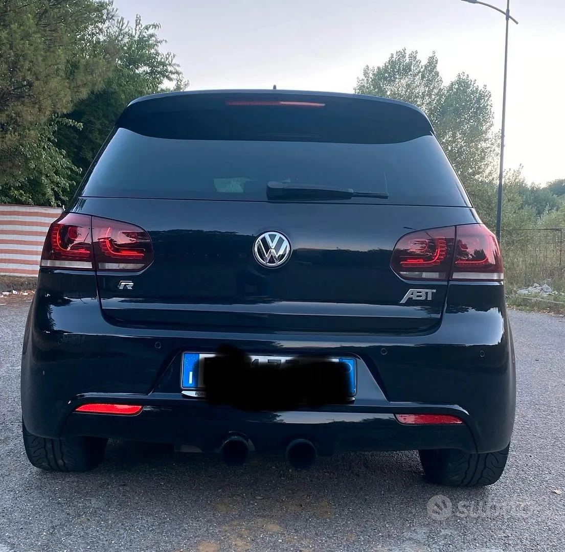 Volkswagen Golf R