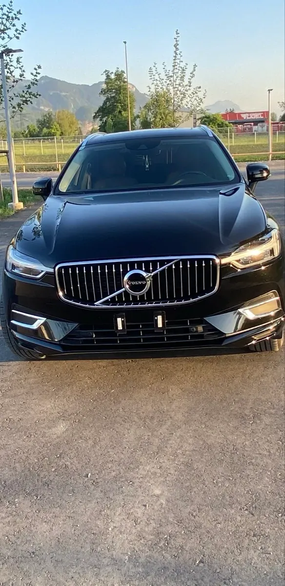 Volvo Xc60 2018 photo 2