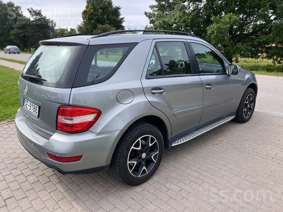 Mercedes-Benz Ml300 2010 photo 4