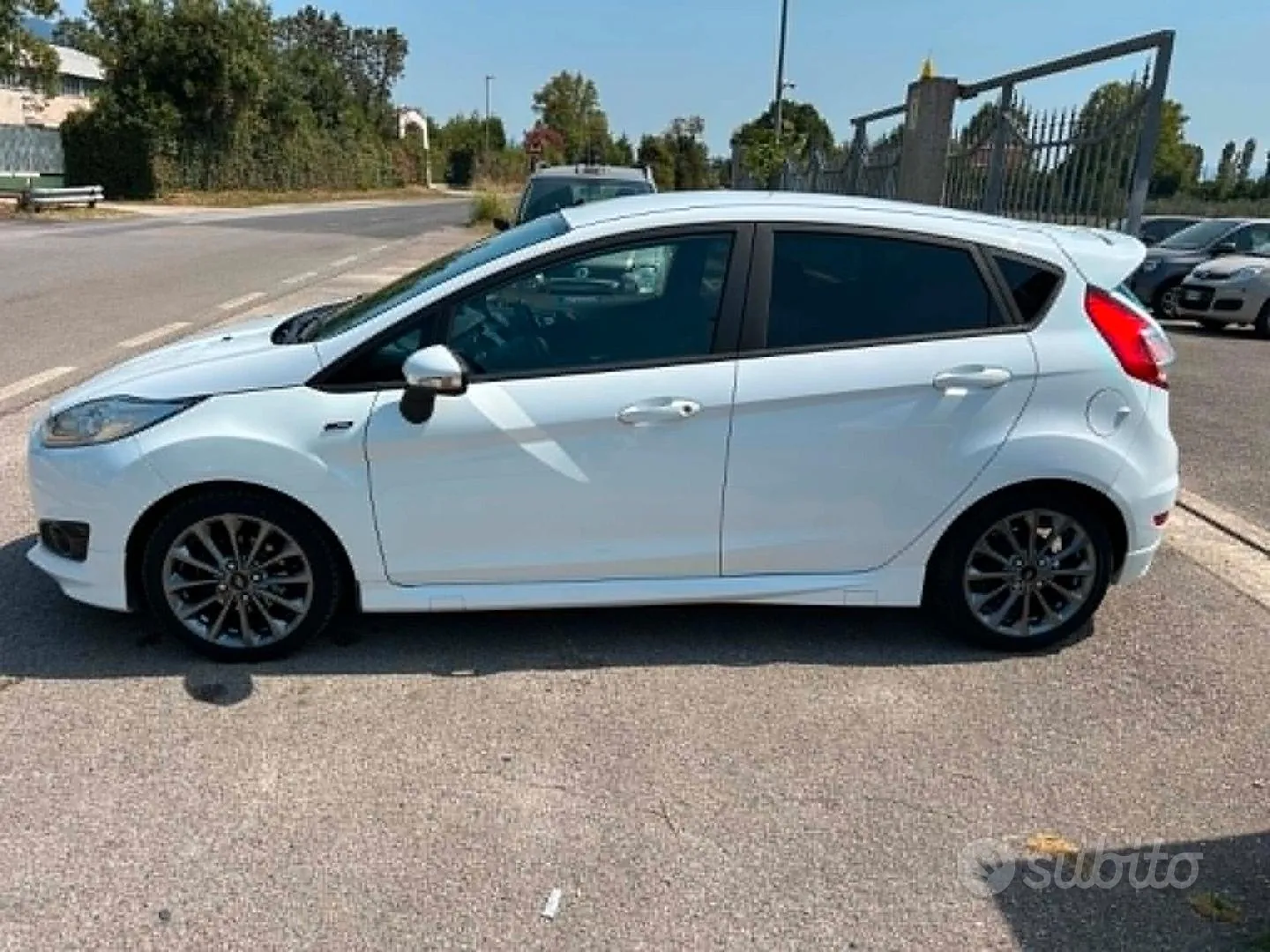 Ford Fiesta 2016 photo 5