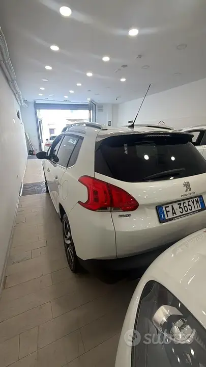 Peugeot 2008 2015 photo 4