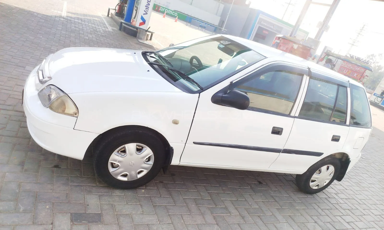 Suzuki Cultus