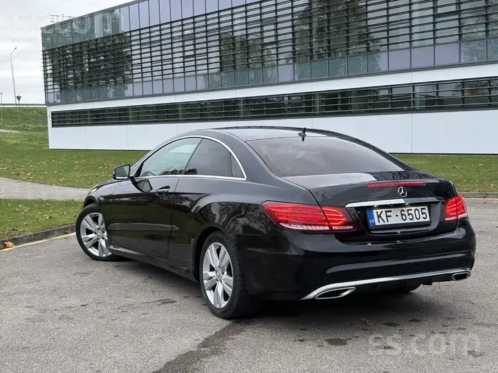 Mercedes-Benz E250 2015 photo 3