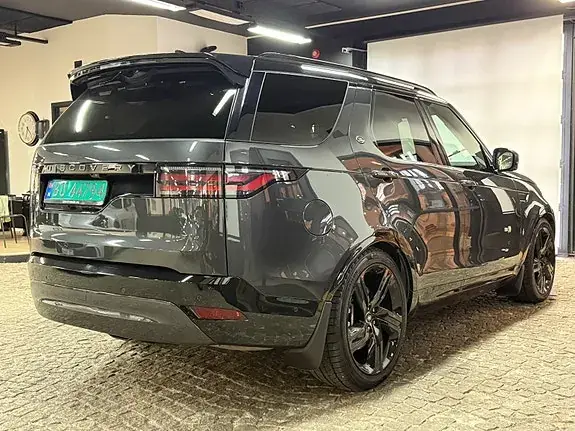 Land Rover Discovery 2026 photo 5