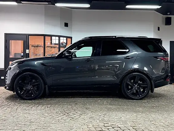 Land Rover Discovery 2026 photo 2