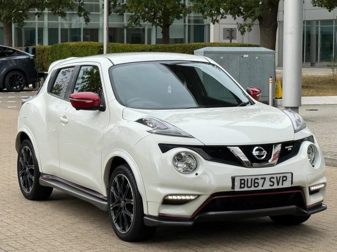 Nissan Juke 2017 photo 2