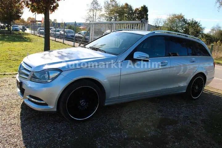 Mercedes-Benz C 220