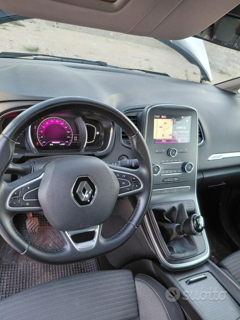 Renault Scenic 2019 photo 4