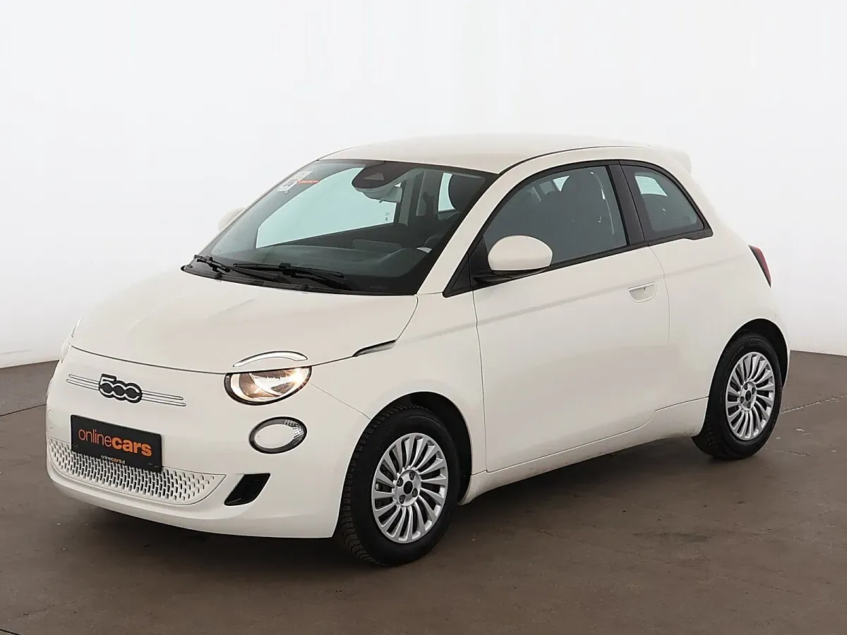 Fiat 500 2023 photo 2