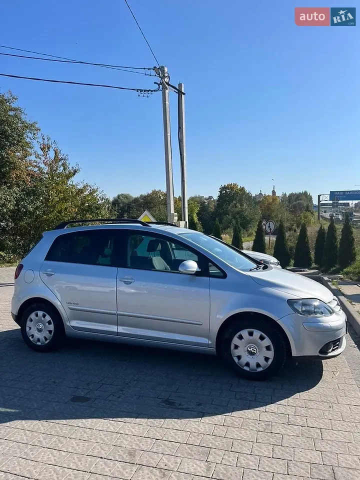 Volkswagen Golf 2008 photo 4