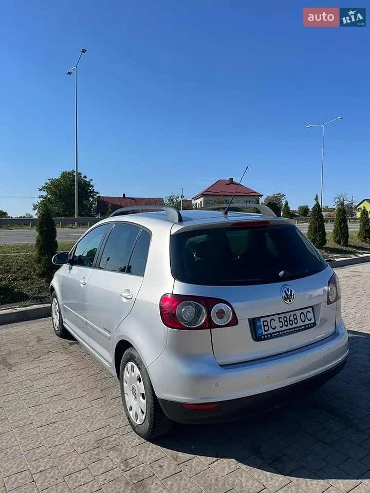 Volkswagen Golf 2008 photo 2