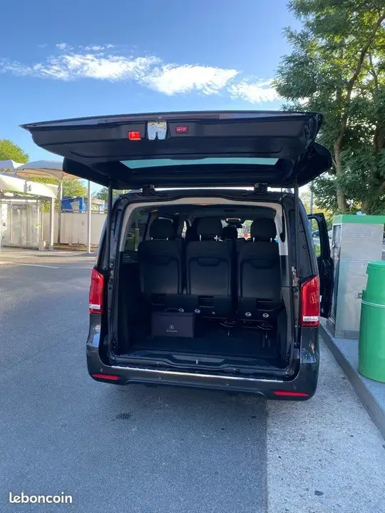 Mercedes-Benz Eqv 2024 photo 5