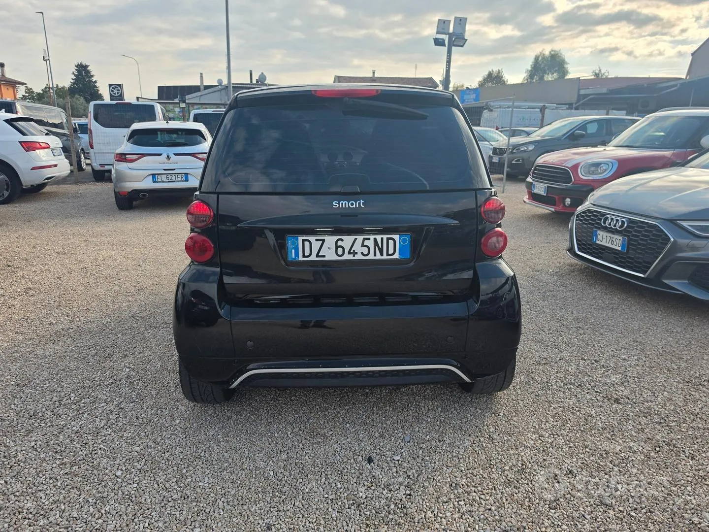 Smart Fortwo 2010 photo 4