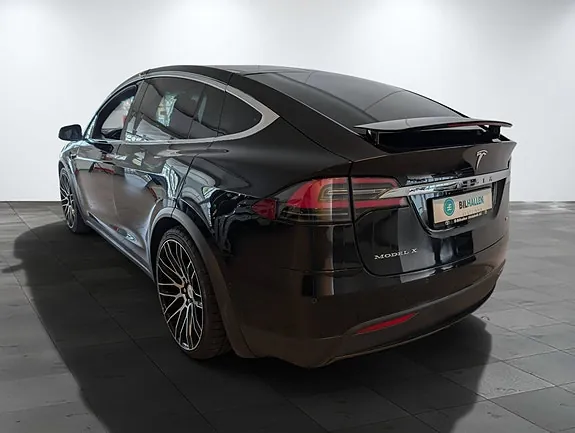 Tesla Model X 2018 photo 4