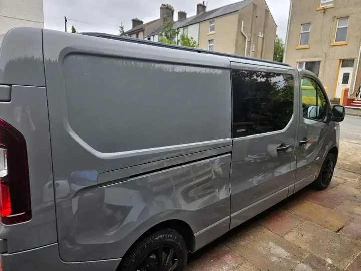 Vauxhall Vivaro 2016 photo 5