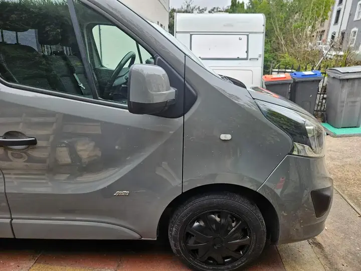 Vauxhall Vivaro 2016 photo 4