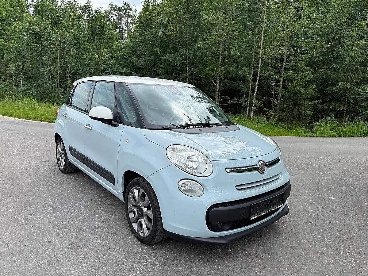 Fiat 500L 2013 photo 2