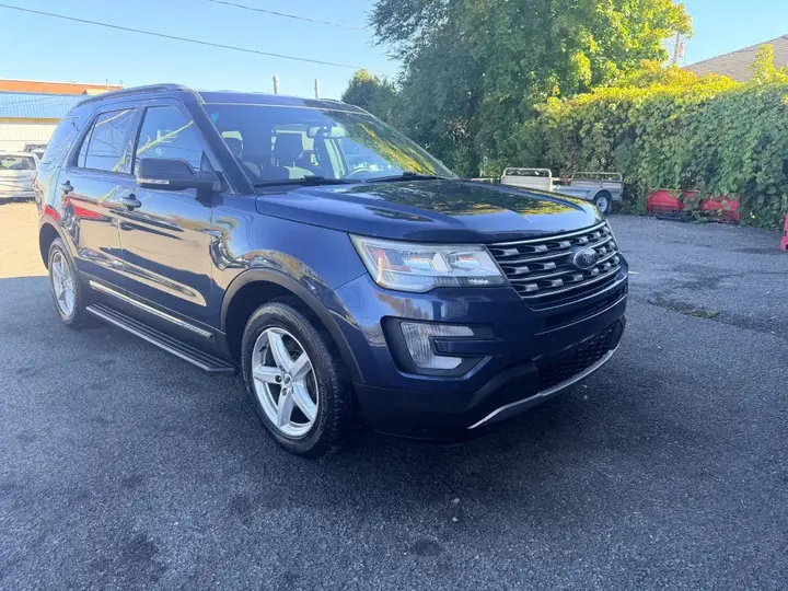 Ford Explorer 2017 photo 2