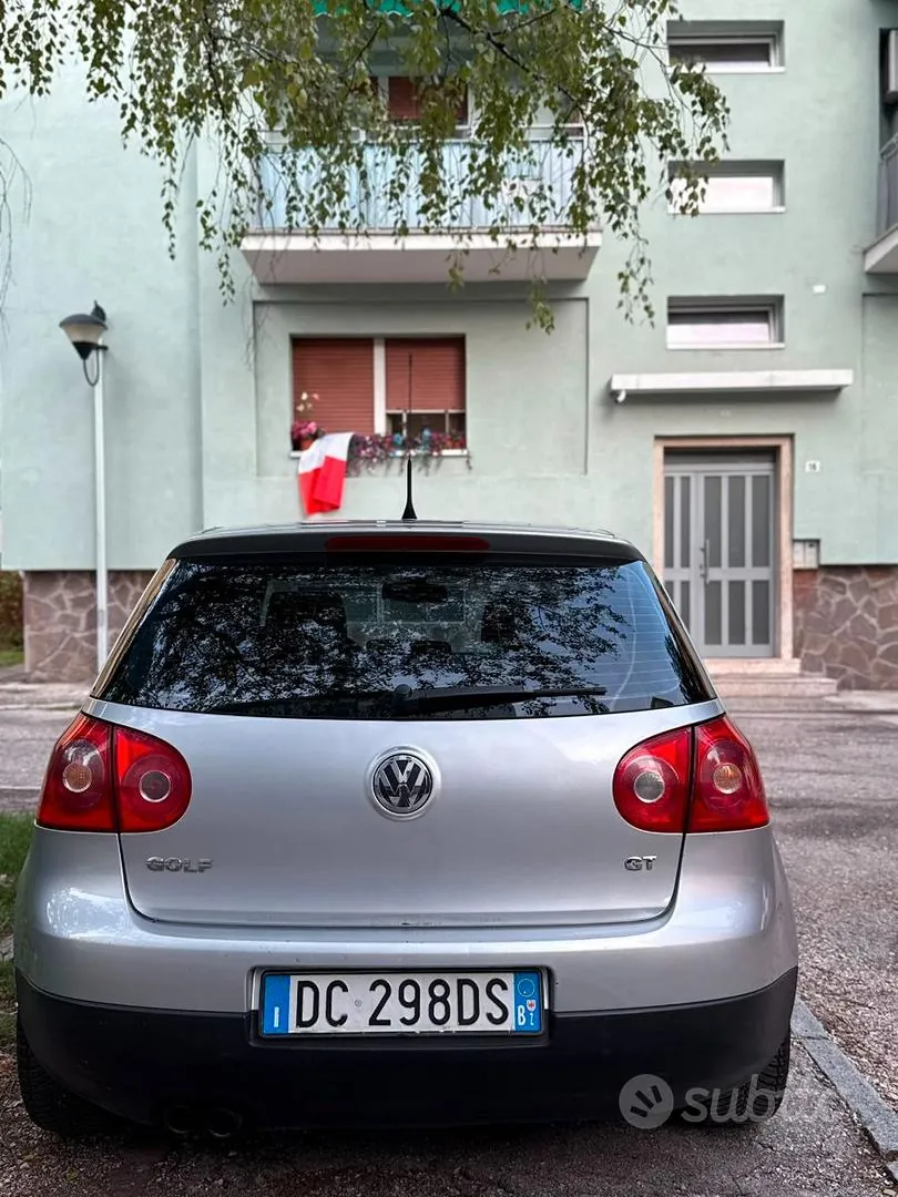 Volkswagen Golf 2006 photo 2
