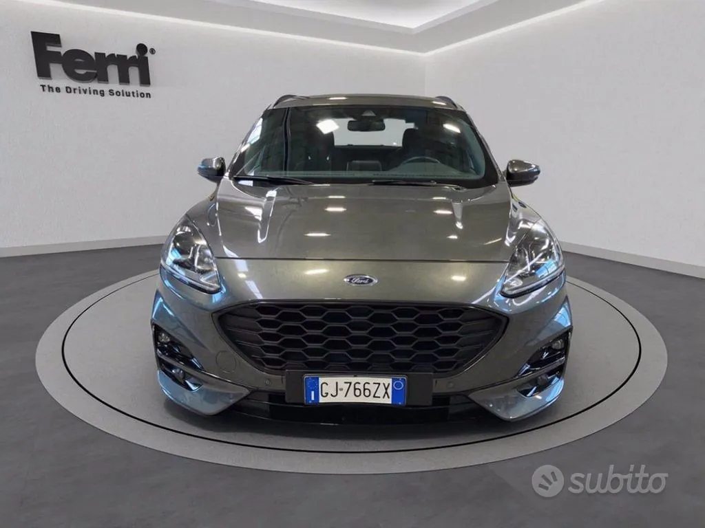 Ford Kuga 2022 photo 2