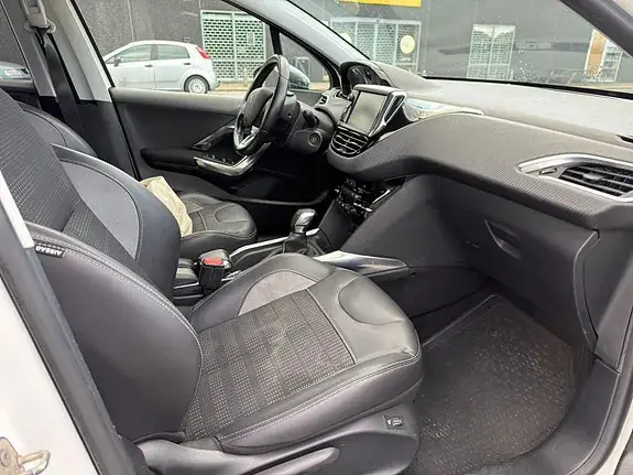 Peugeot 2008 2013 photo 3