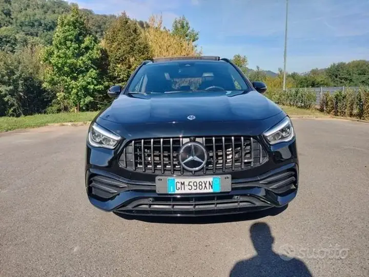 Mercedes-Benz Gla 2023 photo 2