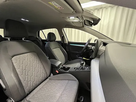 Volkswagen Golf I 2025 photo 4