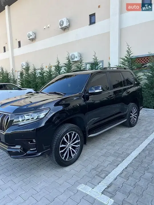 Toyota Land Cruiser Prado 2021 photo 3