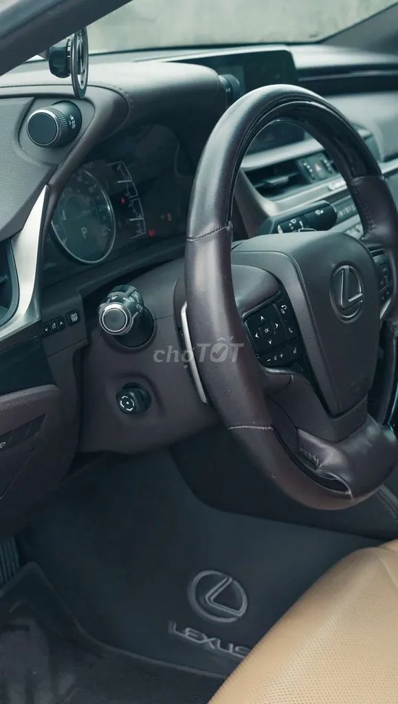 Lexus Es 2019 photo 3