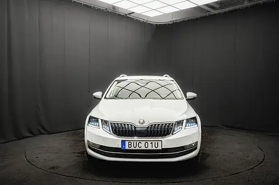 Skoda Octavia 2019 photo 3