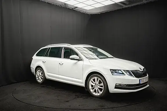 Skoda Octavia 2019 photo 4