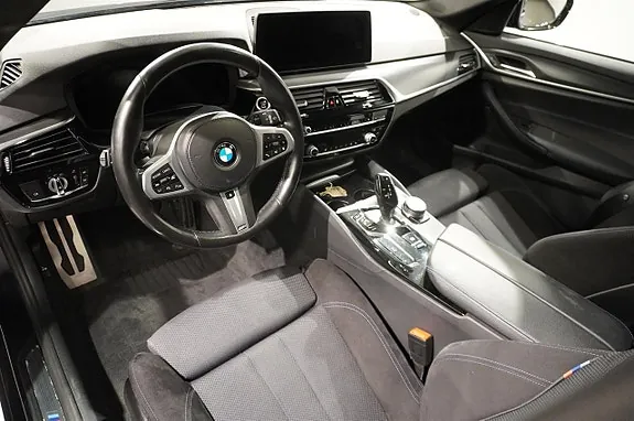 BMW 520D 2021 photo 2