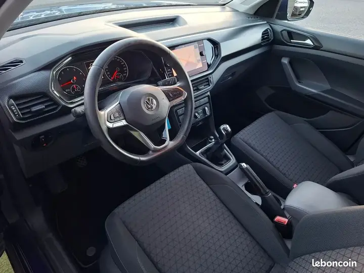 Volkswagen T-Cross 2019 photo 3