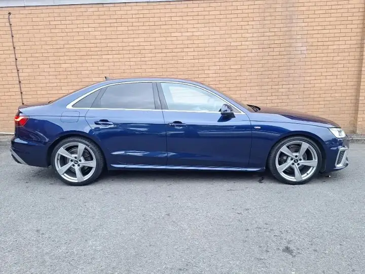 Audi A4 2021 photo 4