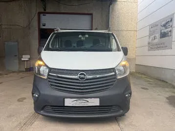 Opel Vivaro 2015 photo 3