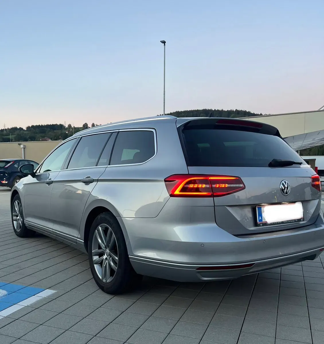 Volkswagen Passat 2019 photo 3