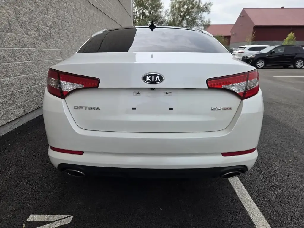 Kia Optima 2012 photo 5