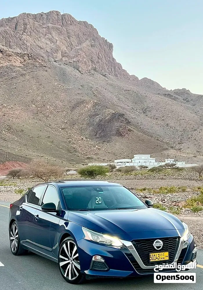 Nissan Altima 2020 photo 2